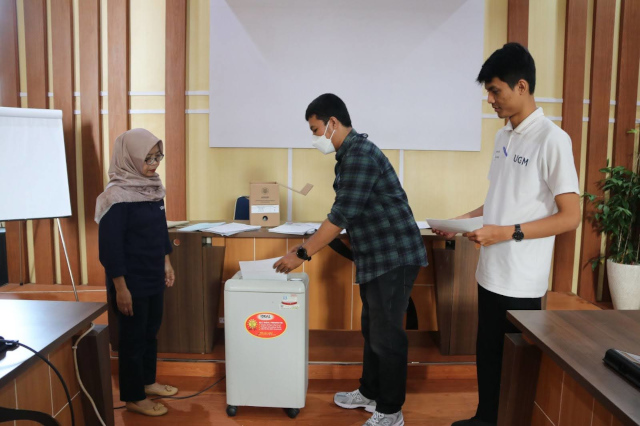 kedaluwarsa 2